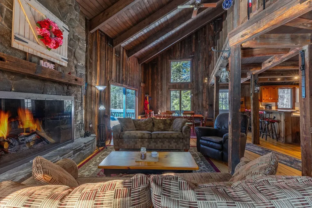 373 Vermont Route 11 Londonderry VT 05148