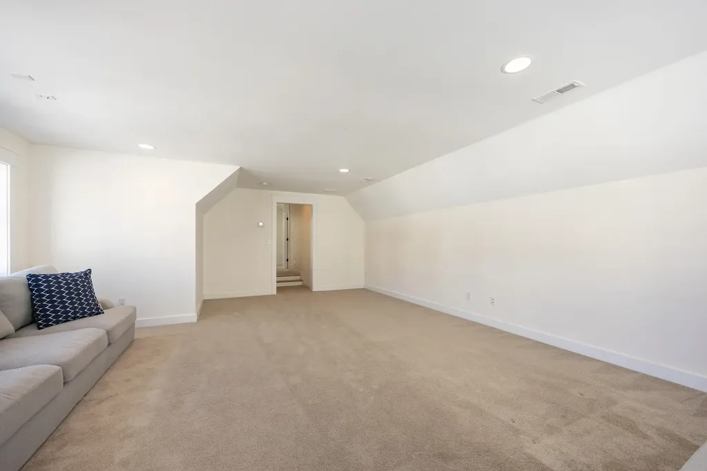 36 Eisenhower Drive Rochester NH 03867