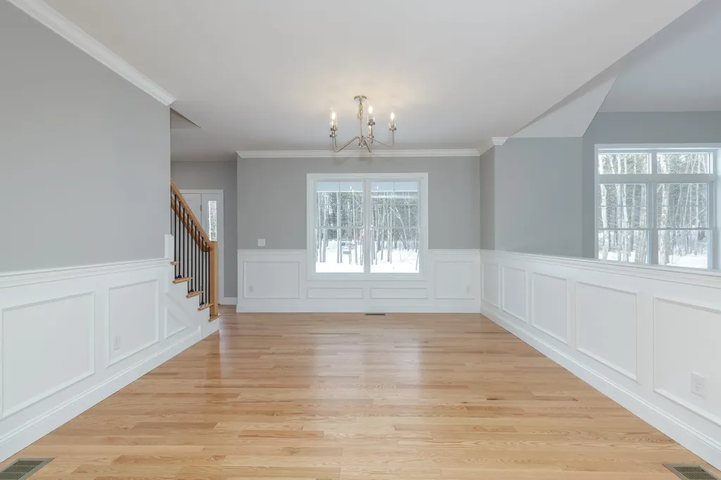 821 Cross Country Road Pembroke NH 03275