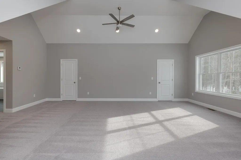 821 Cross Country Road Pembroke NH 03275