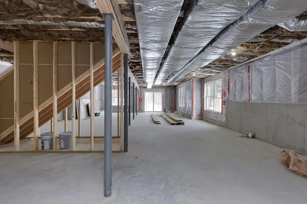 821 Cross Country Road Pembroke NH 03275