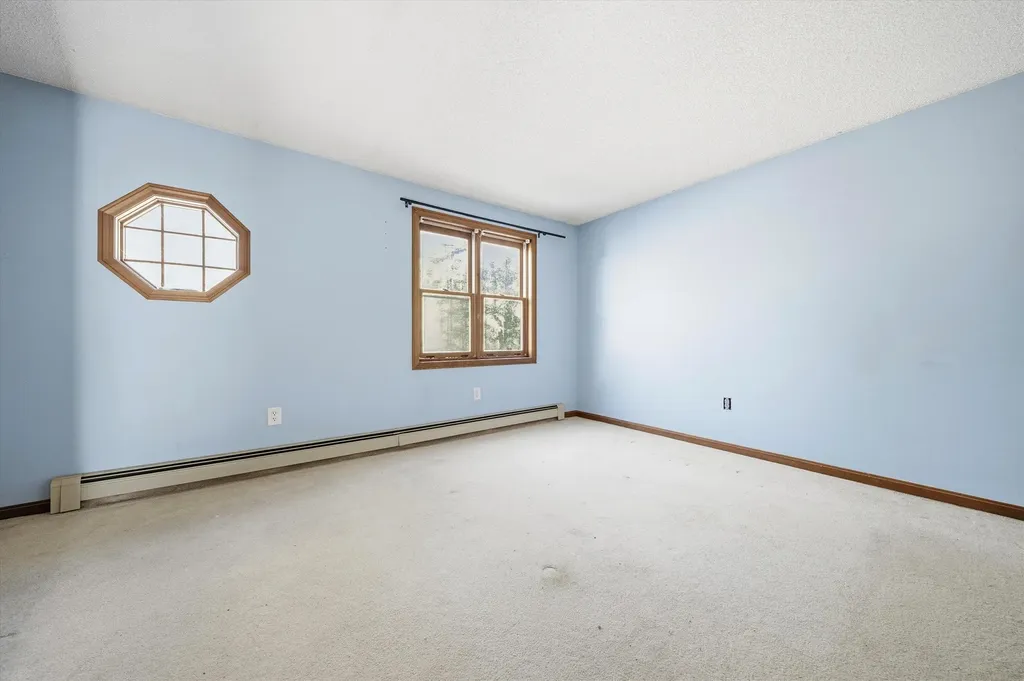 24 Etta Lane Weare NH 03281