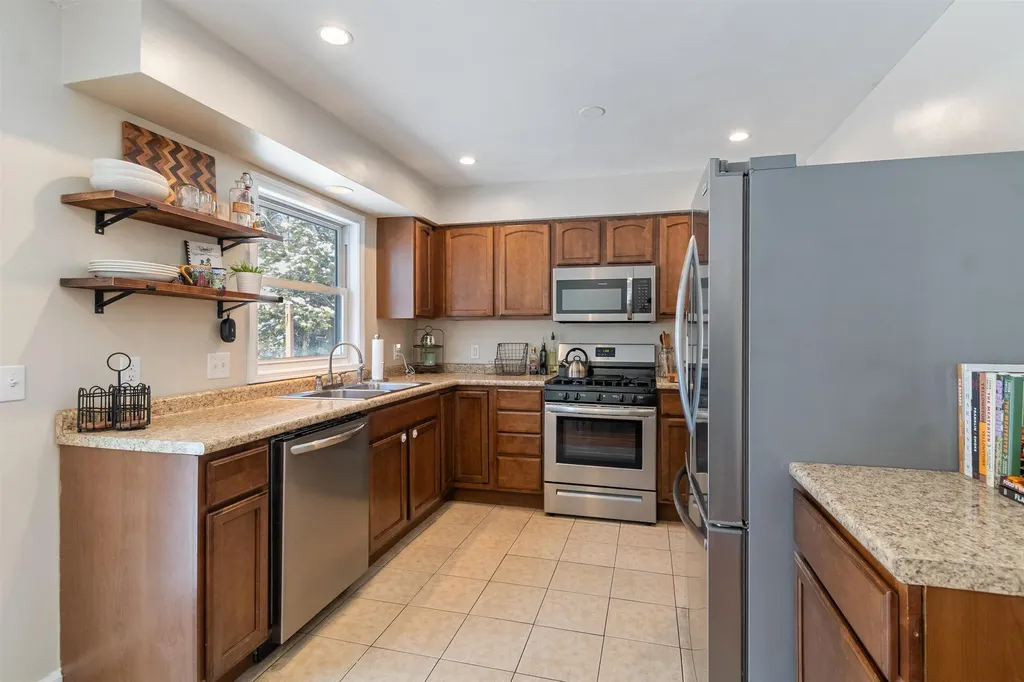 47 Birch Lane Milton VT 05468