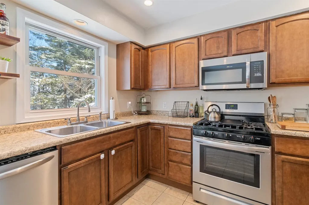 47 Birch Lane Milton VT 05468