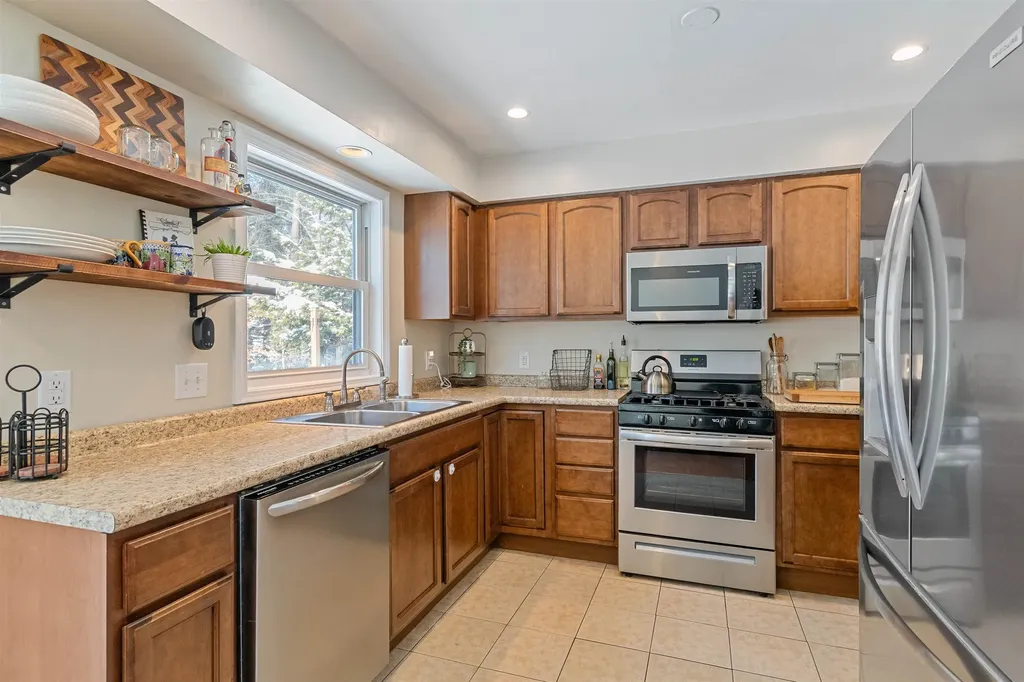 47 Birch Lane Milton VT 05468