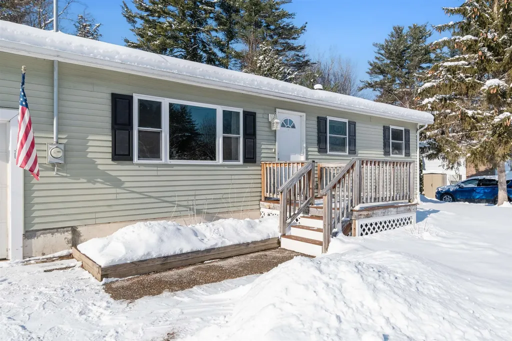 47 Birch Lane Milton VT 05468