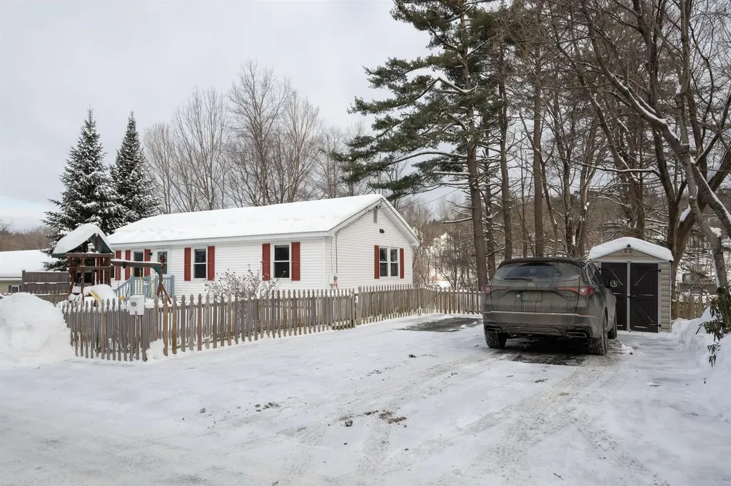 22 Dulac Street Lebanon NH 03766