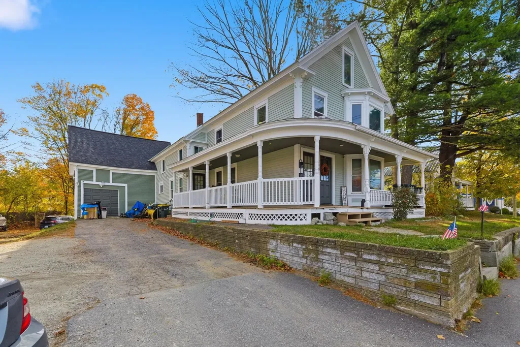 158 Court Street Laconia NH 03246