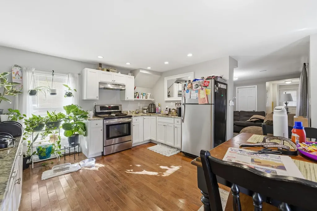 158 Court Street Laconia NH 03246