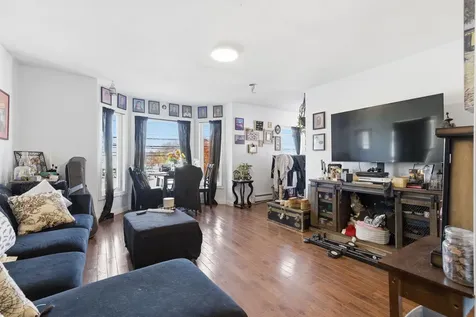 158 Court Street Laconia NH 03246