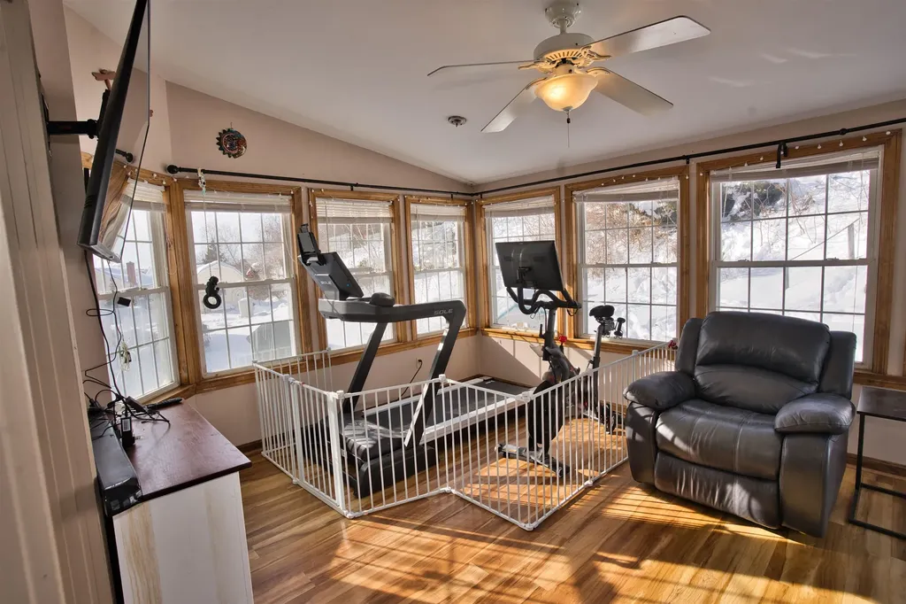 78 Lynwood Lane Manchester NH 03109