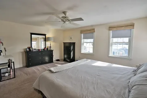 78 Lynwood Lane Manchester NH 03109