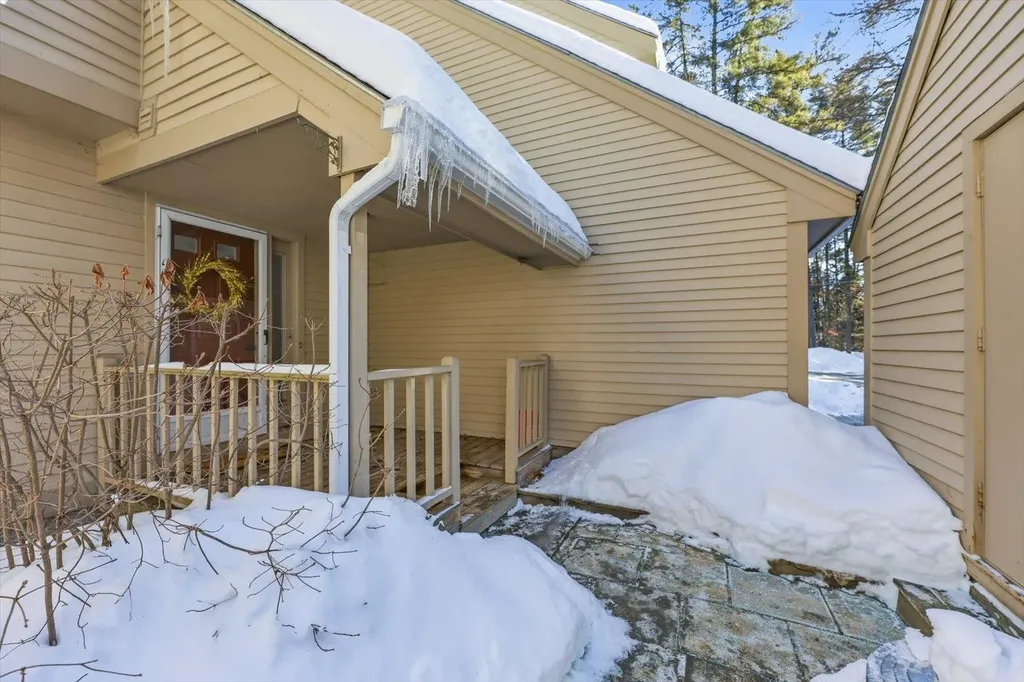 29 Perry Lane Swanzey NH 03446
