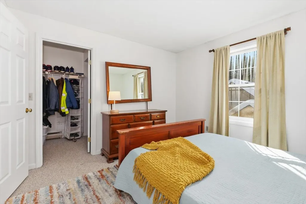 29 Perry Lane Swanzey NH 03446