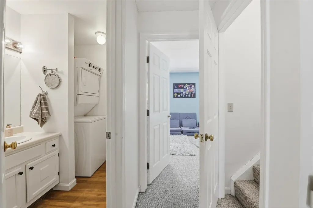 29 Perry Lane Swanzey NH 03446