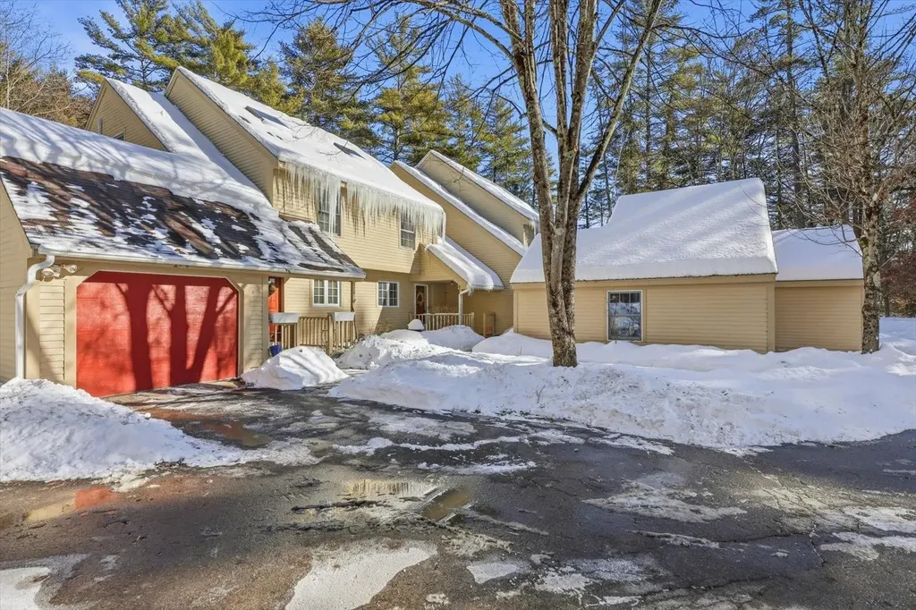 29 Perry Lane Swanzey NH 03446