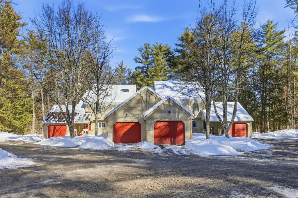 29 Perry Lane Swanzey NH 03446