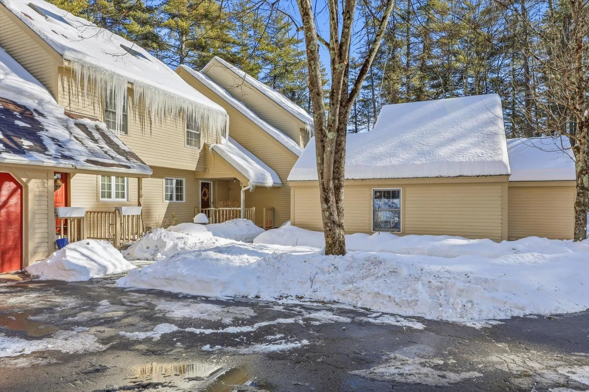 29 Perry Lane Swanzey NH 03446