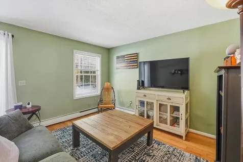 29 Perry Lane Swanzey NH 03446