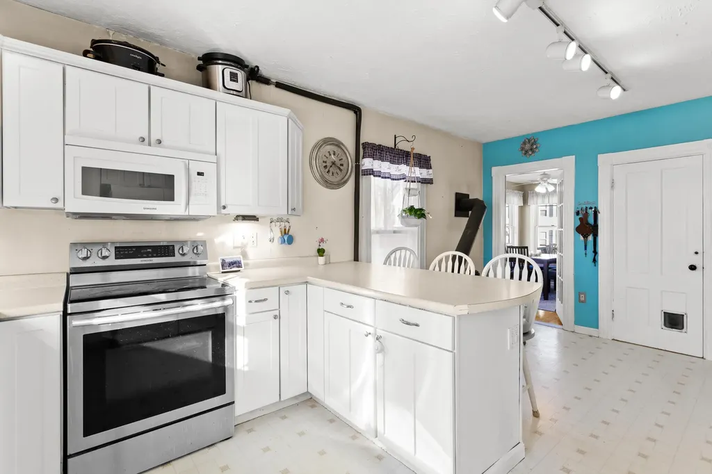 148 Cypress Street Manchester NH 03103