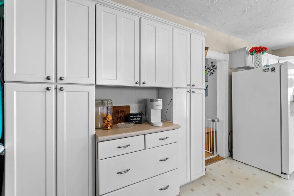 148 Cypress Street Manchester NH 03103