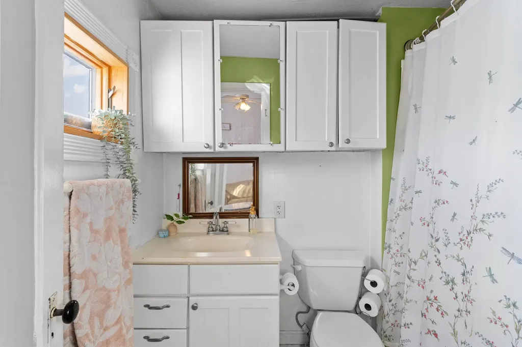 148 Cypress Street Manchester NH 03103