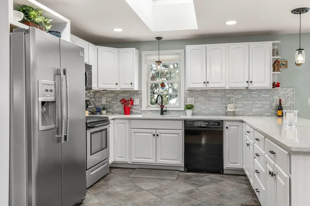 45 Kinsale Drive Rochester NH 03868