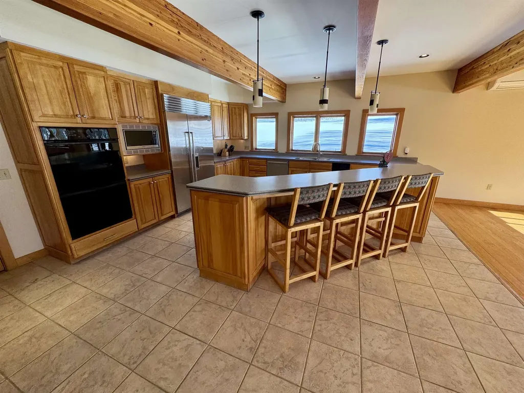 104 Upper Stonehouse Mountain Road Orford NH 03777