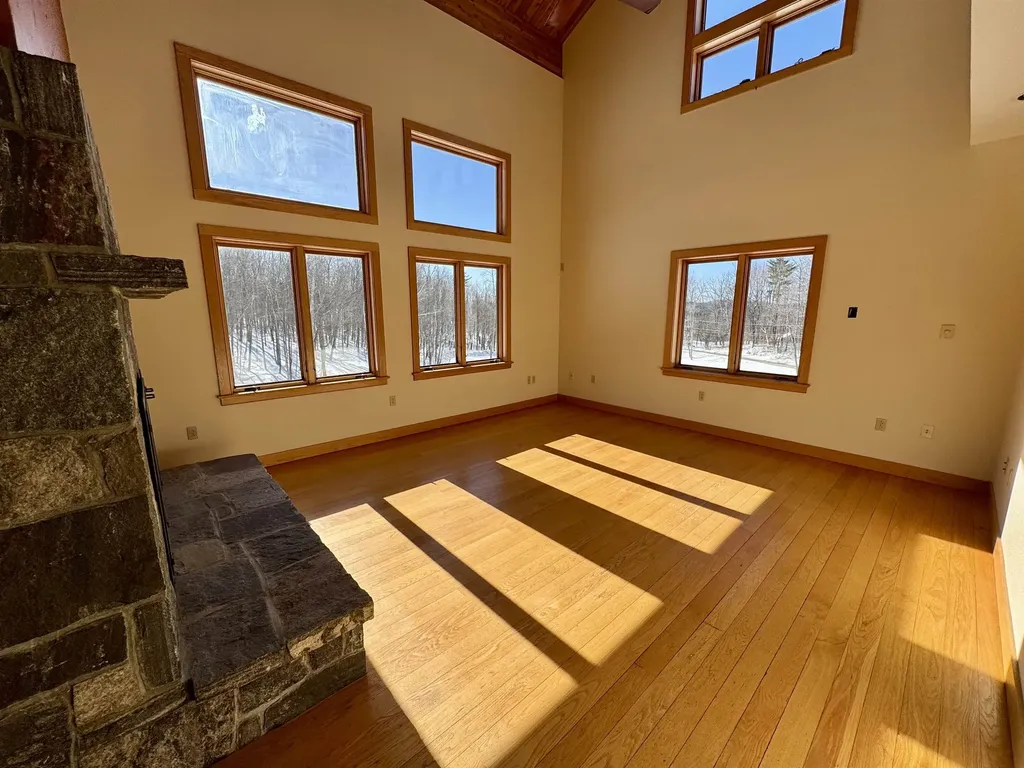 104 Upper Stonehouse Mountain Road Orford NH 03777