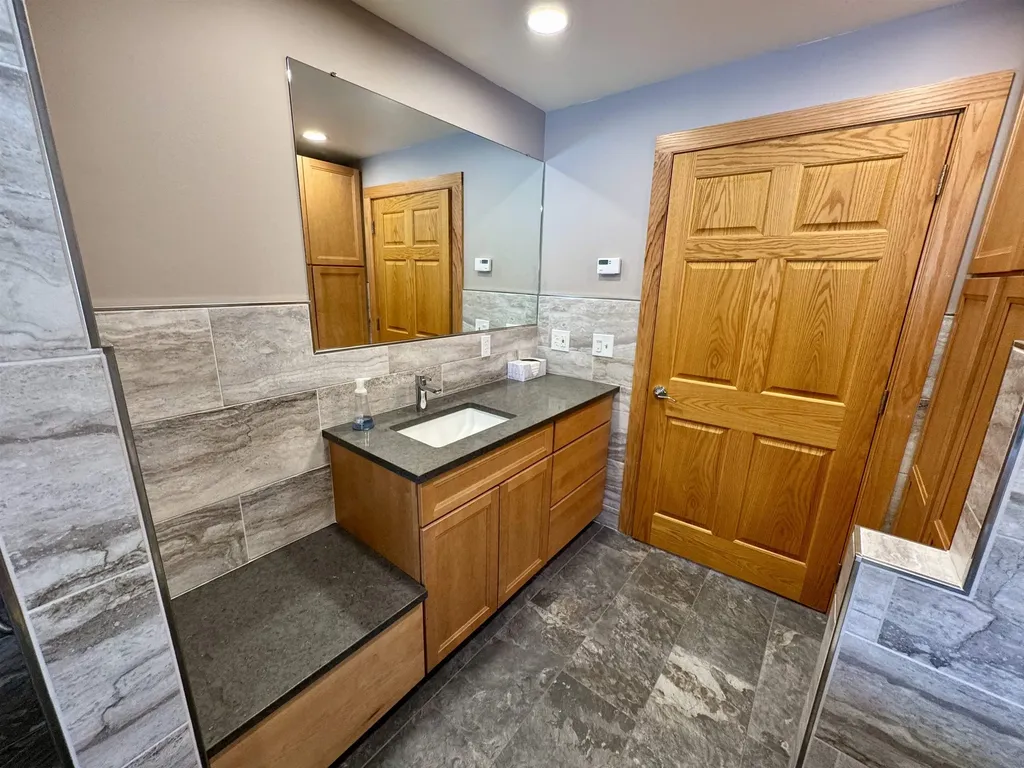 104 Upper Stonehouse Mountain Road Orford NH 03777