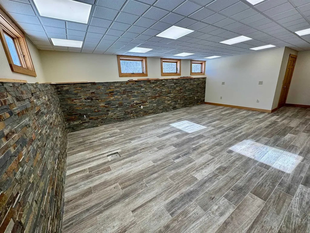 104 Upper Stonehouse Mountain Road Orford NH 03777