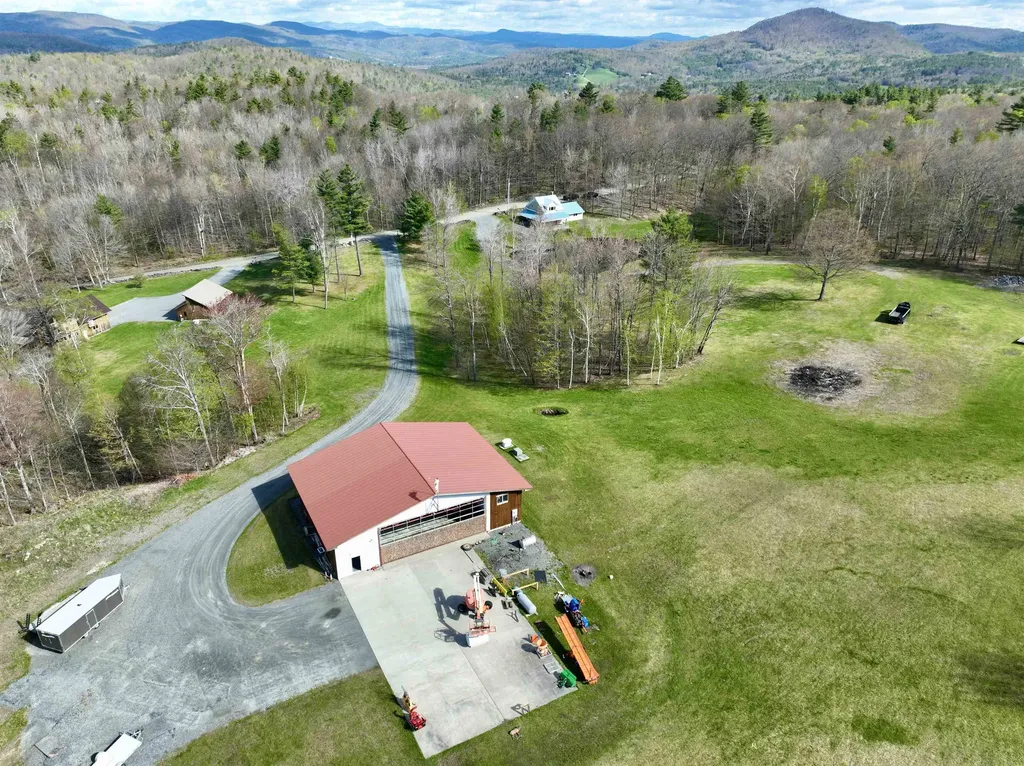 104 Upper Stonehouse Mountain Road Orford NH 03777