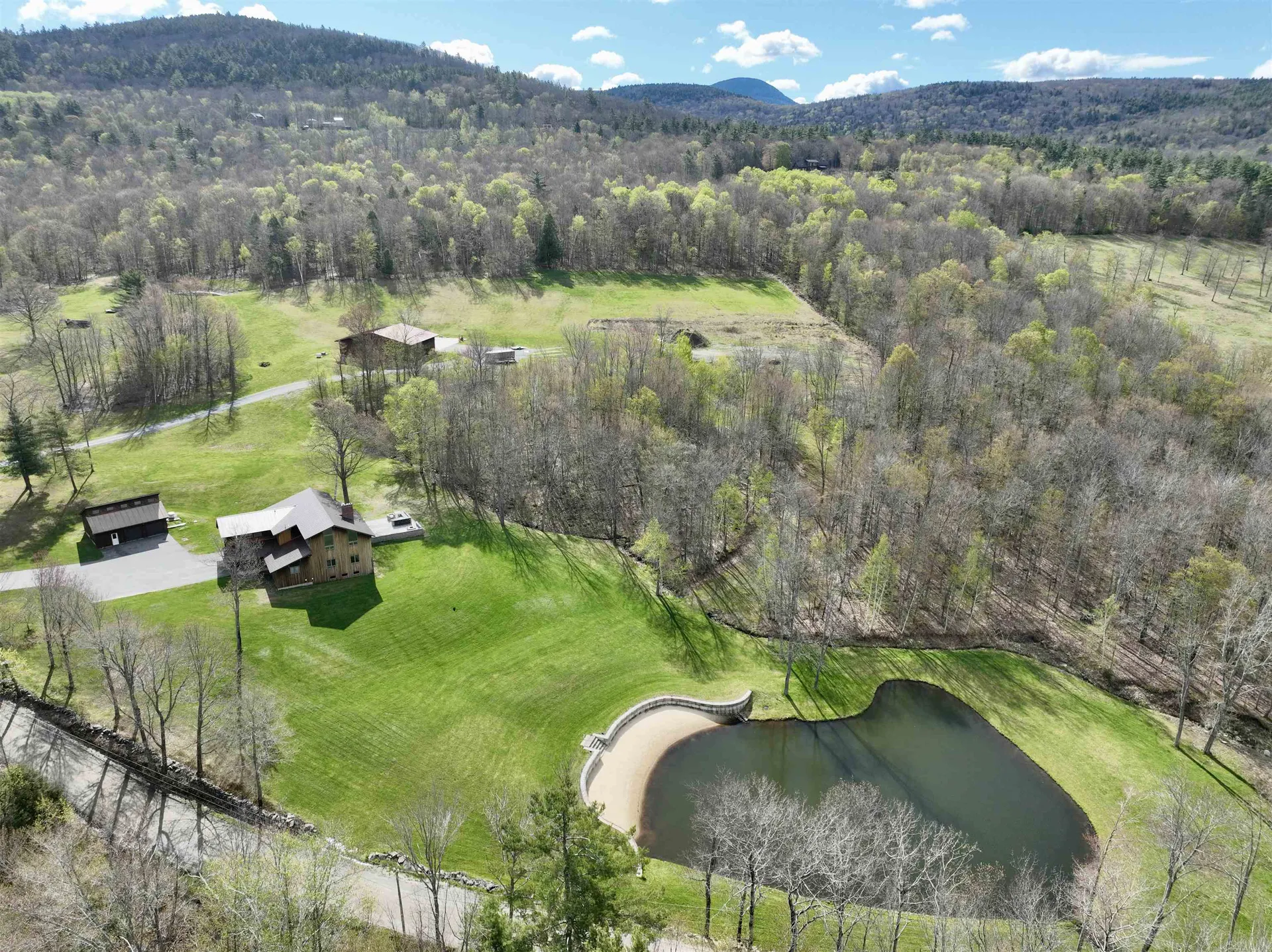 104 Upper Stonehouse Mountain Road Orford NH 03777