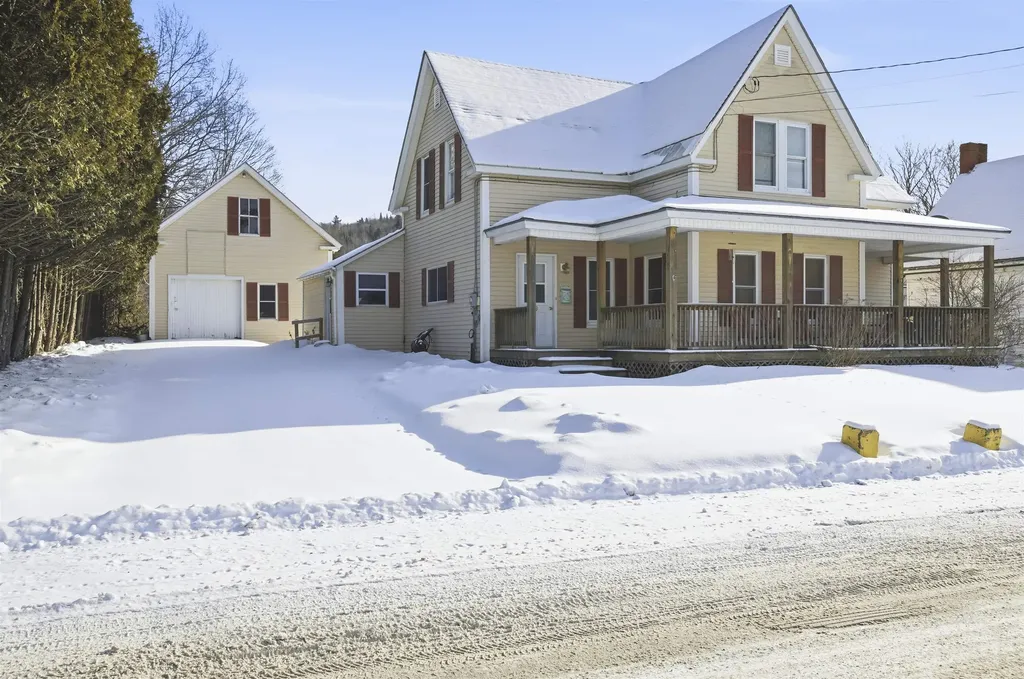 59 Colby Street Colebrook NH 03576