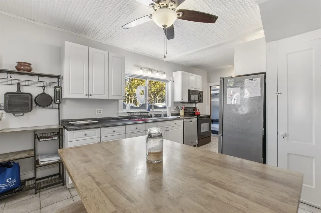 59 Colby Street Colebrook NH 03576