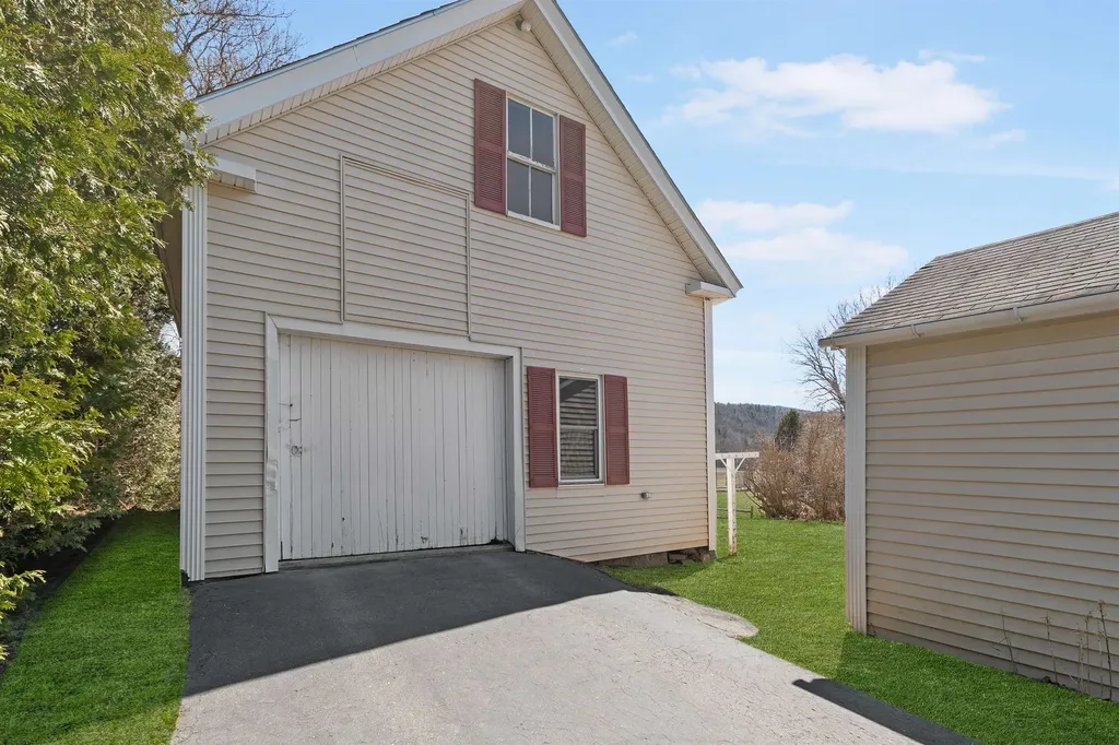 59 Colby Street Colebrook NH 03576