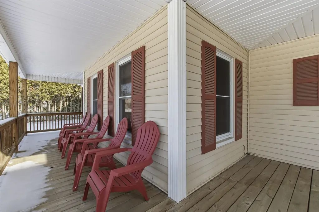 59 Colby Street Colebrook NH 03576