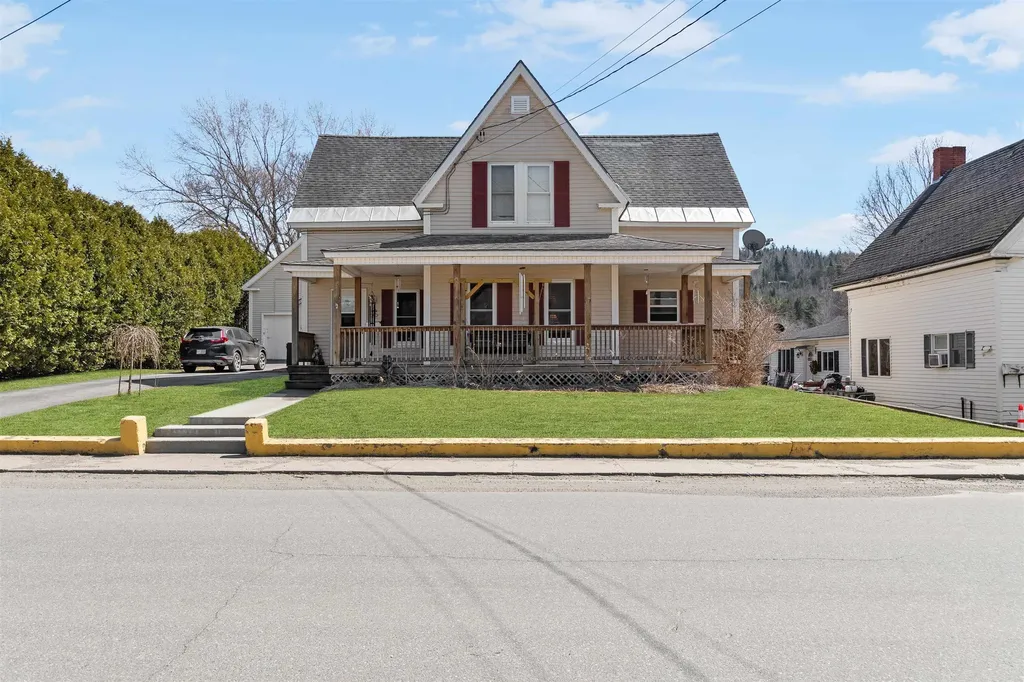 59 Colby Street Colebrook NH 03576