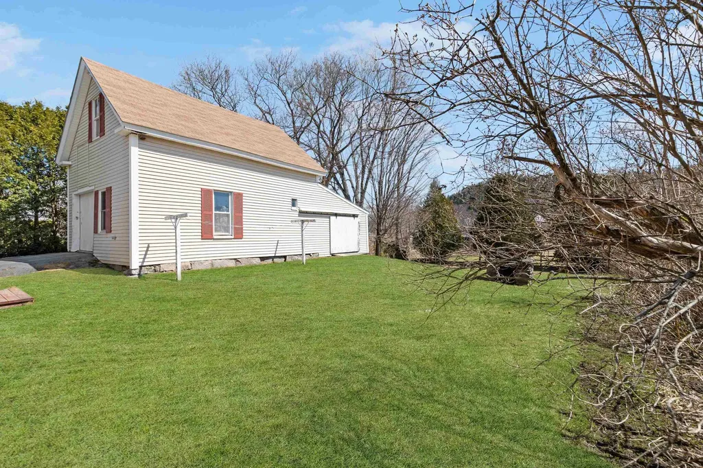 59 Colby Street Colebrook NH 03576