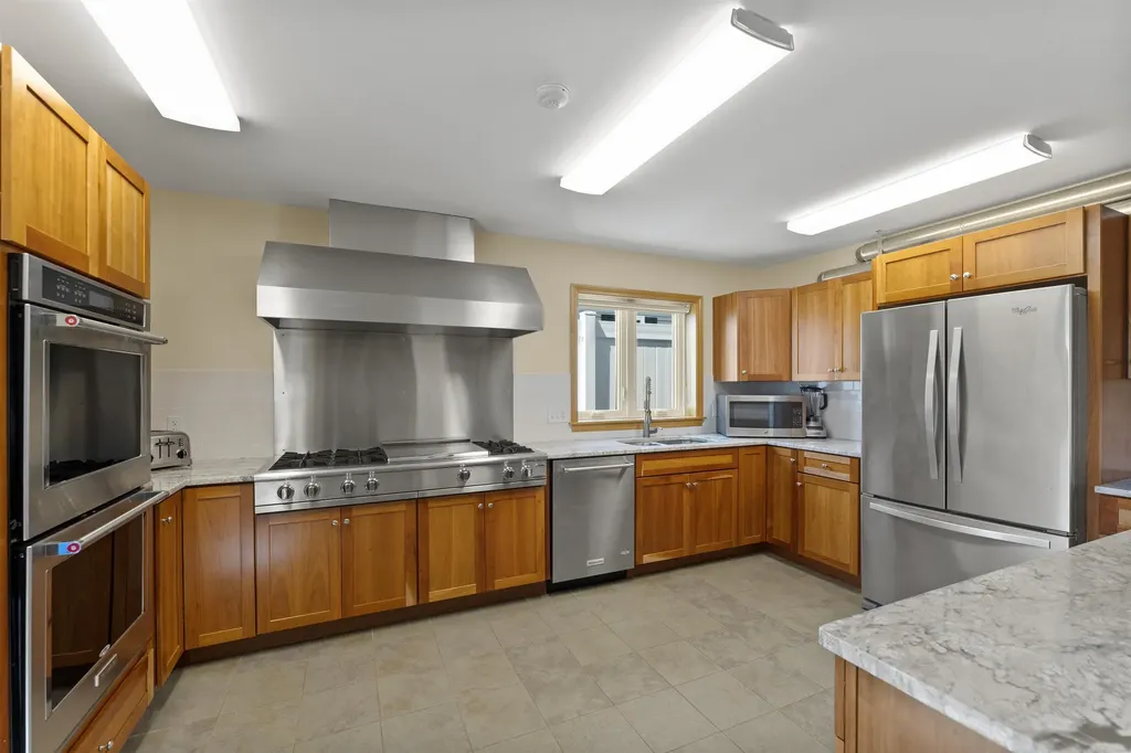 139 Buttonwood Drive Brattleboro VT 05301