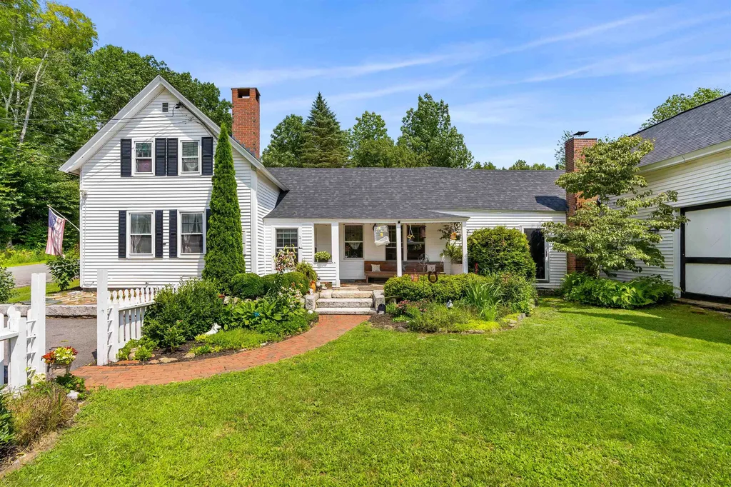 415 Flanders Memorial Road Weare NH 03281