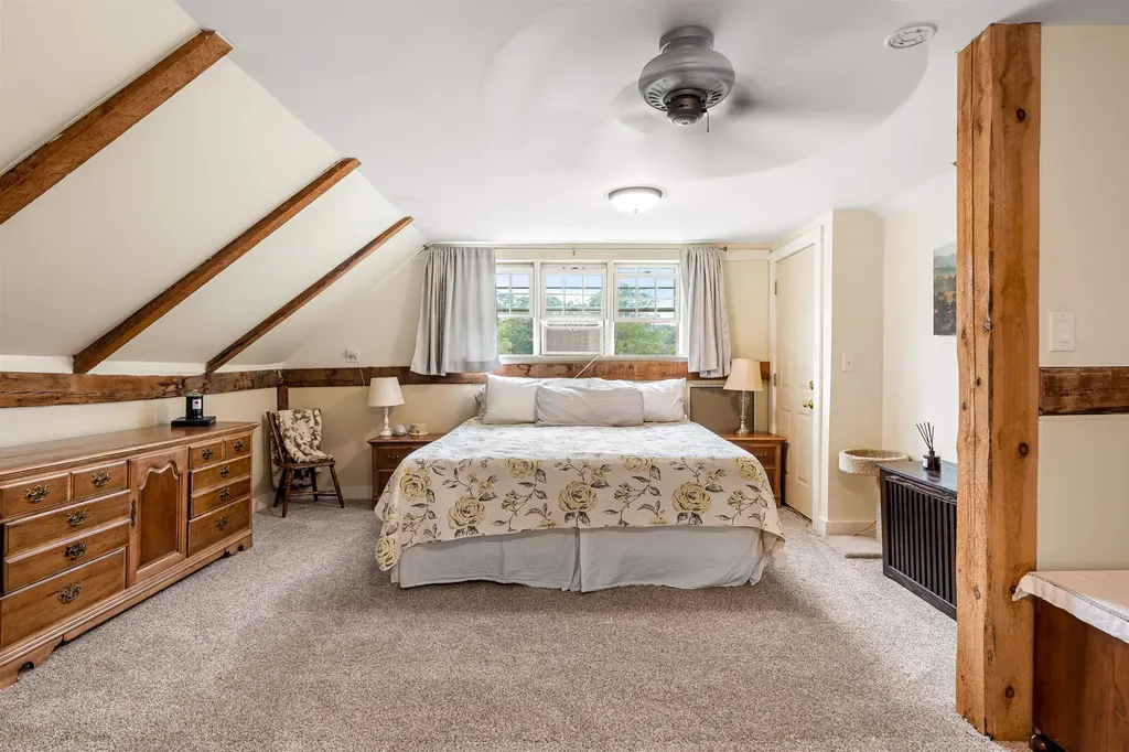 415 Flanders Memorial Road Weare NH 03281