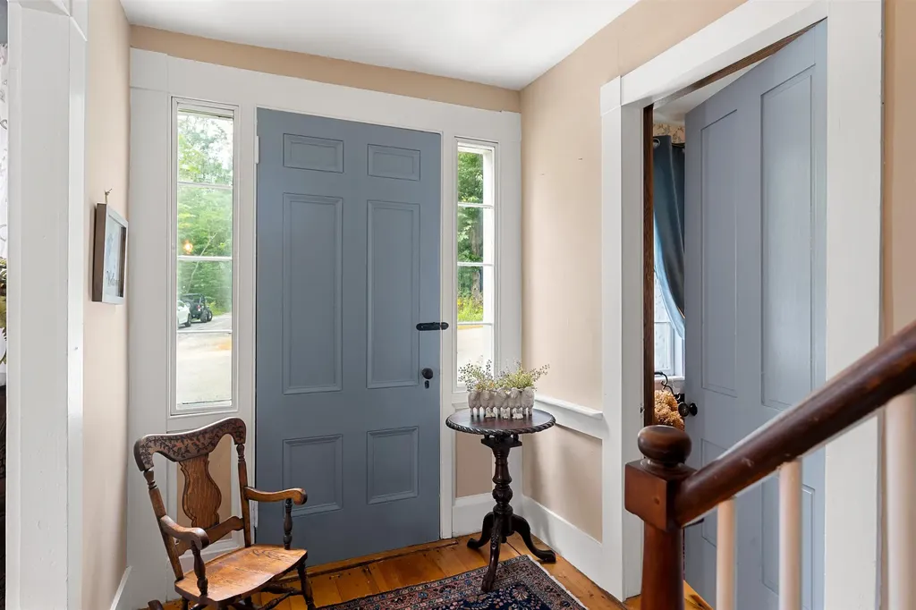 415 Flanders Memorial Road Weare NH 03281