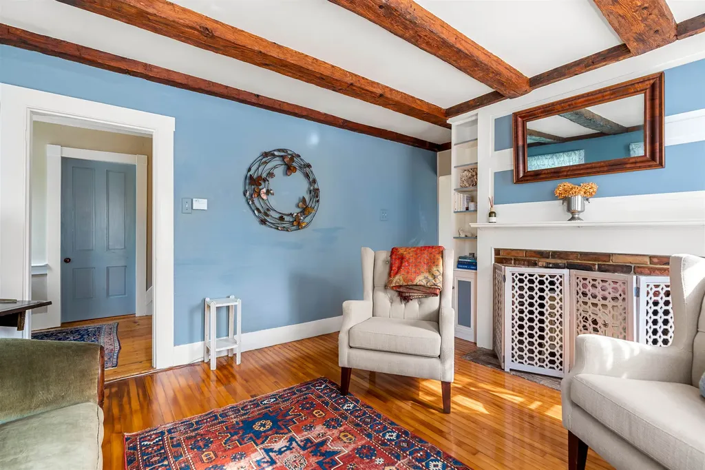 415 Flanders Memorial Road Weare NH 03281