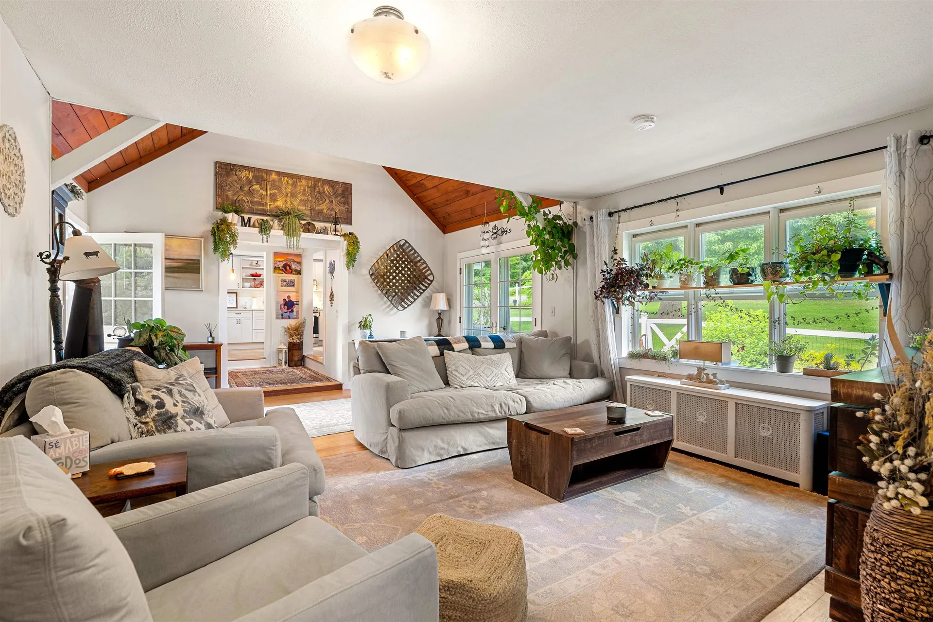 415 Flanders Memorial Road Weare NH 03281