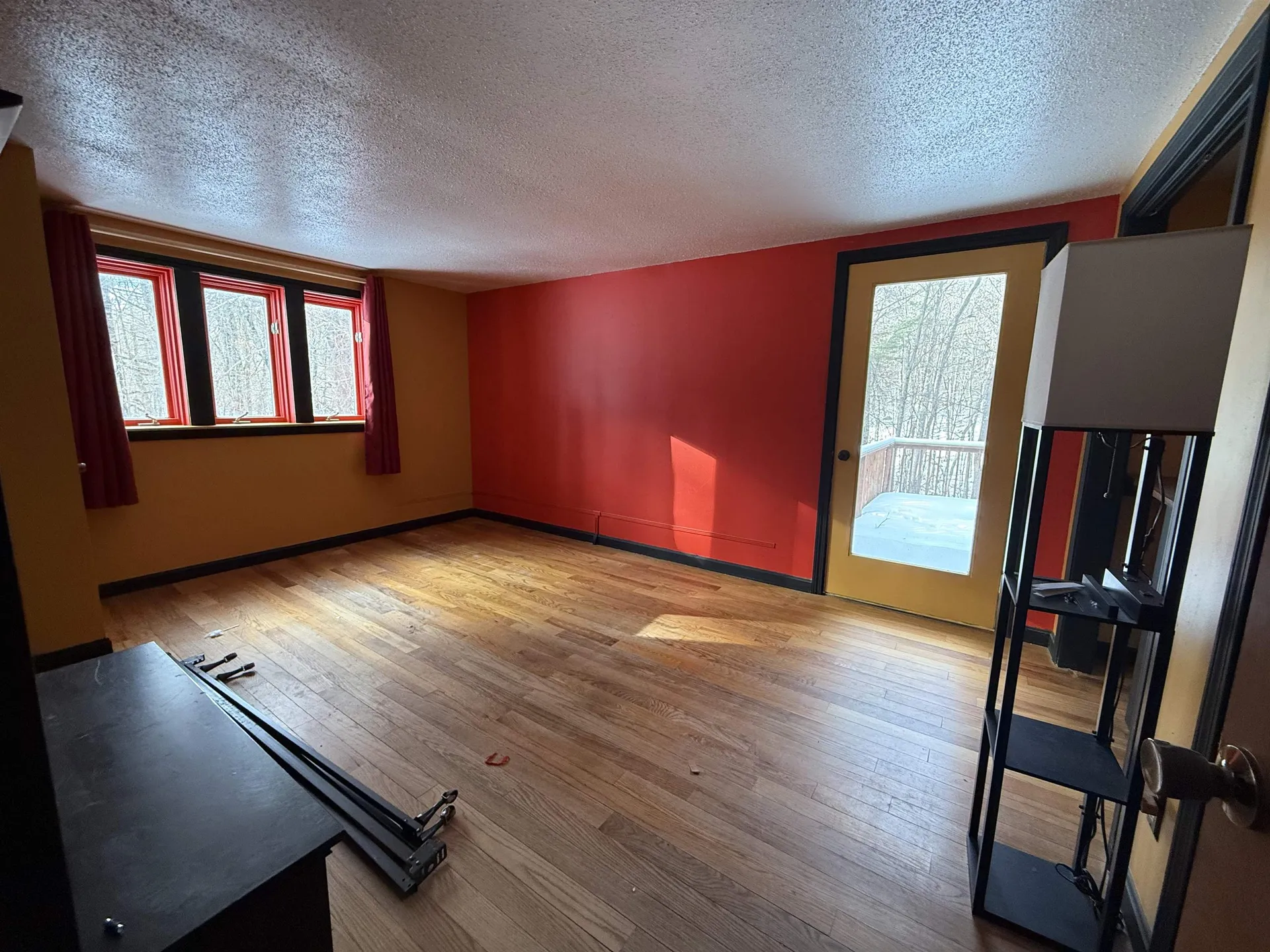 256 Middle Branch Road New Boston NH 03070