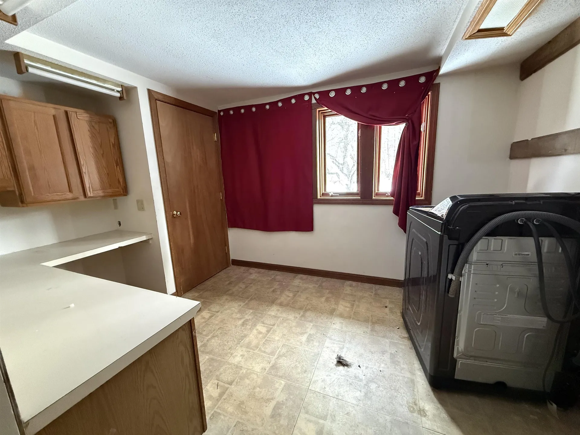 256 Middle Branch Road New Boston NH 03070