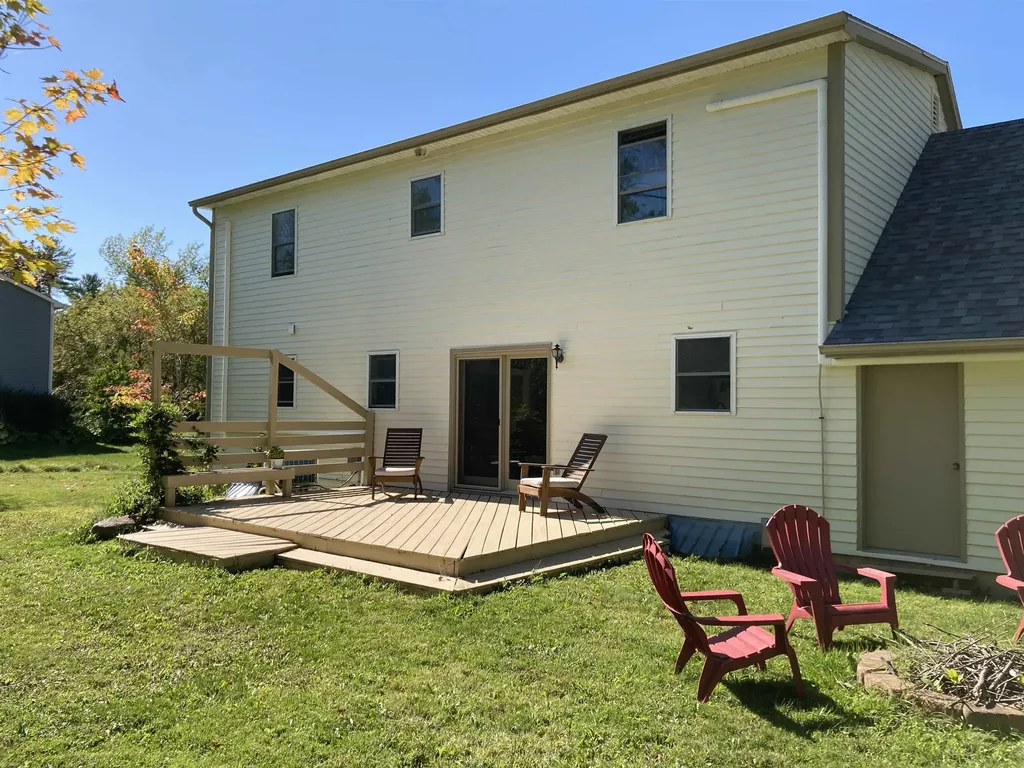 33 Clearwater Circle Shelburne VT 05482