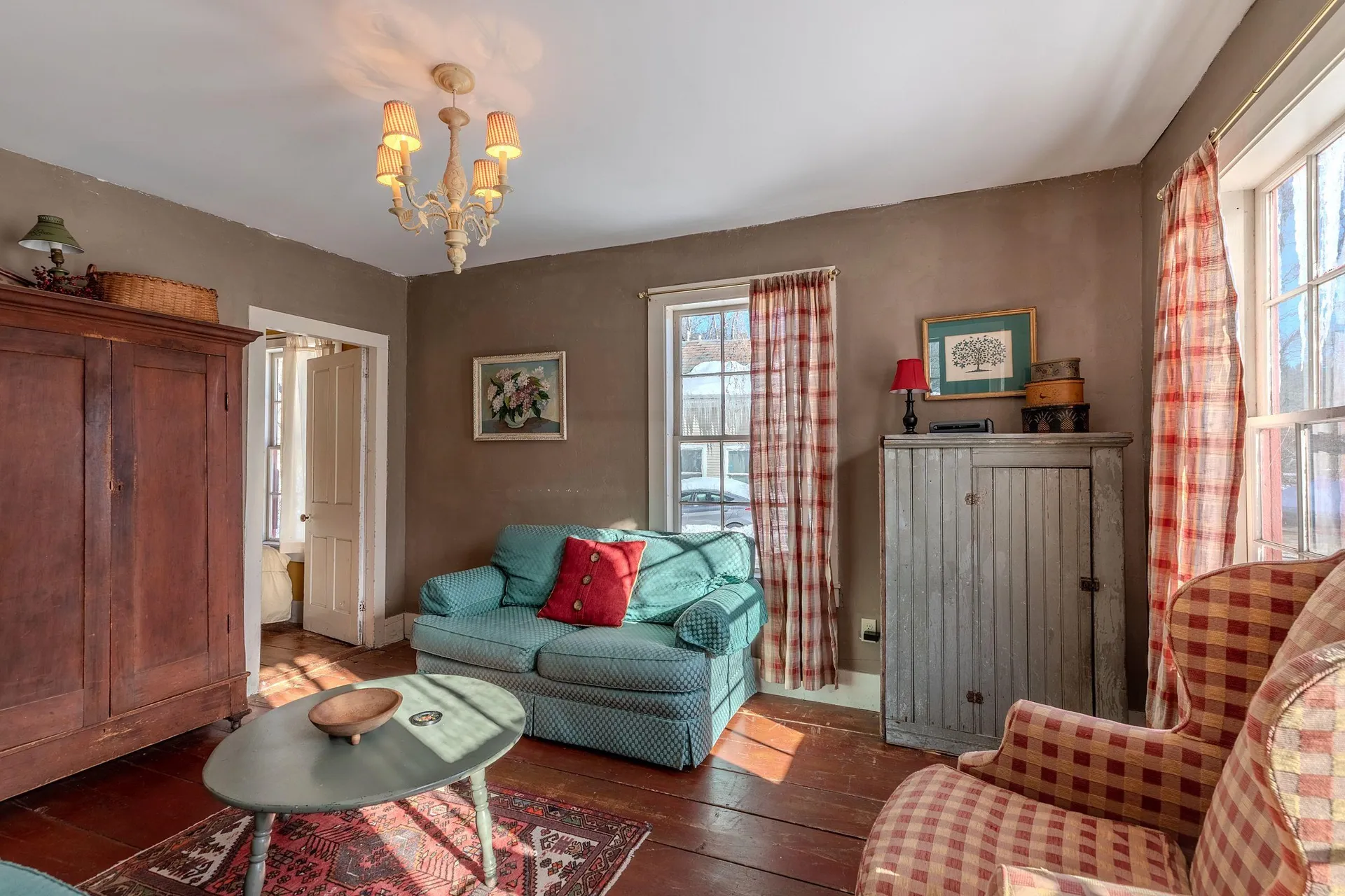 83 Depot Street Jamaica VT 05343