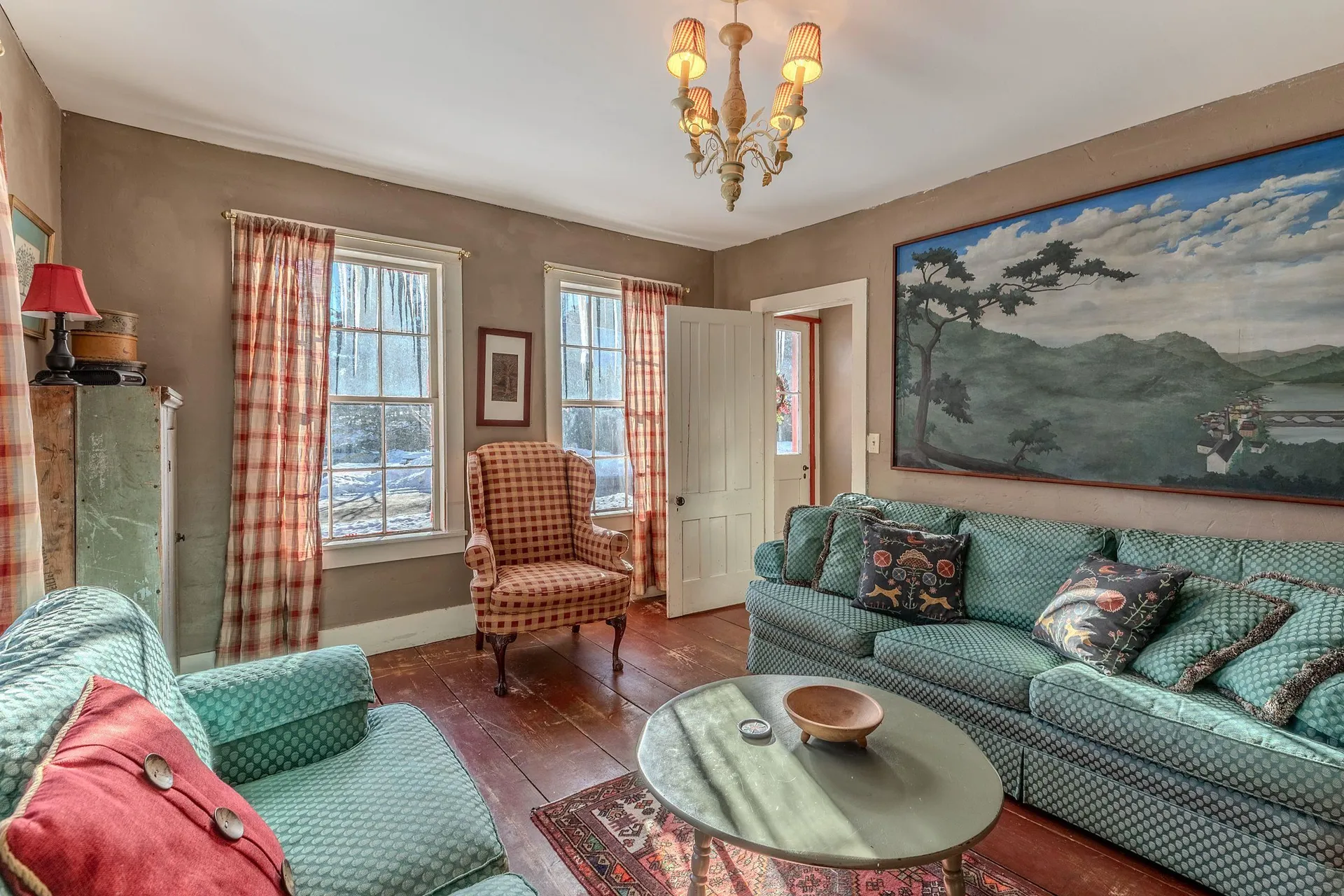 83 Depot Street Jamaica VT 05343